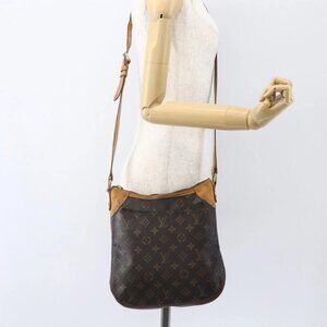 LOUIS VUITTON Monogram Odeon PM Shoulder Bag M56390 LV Auth 155268